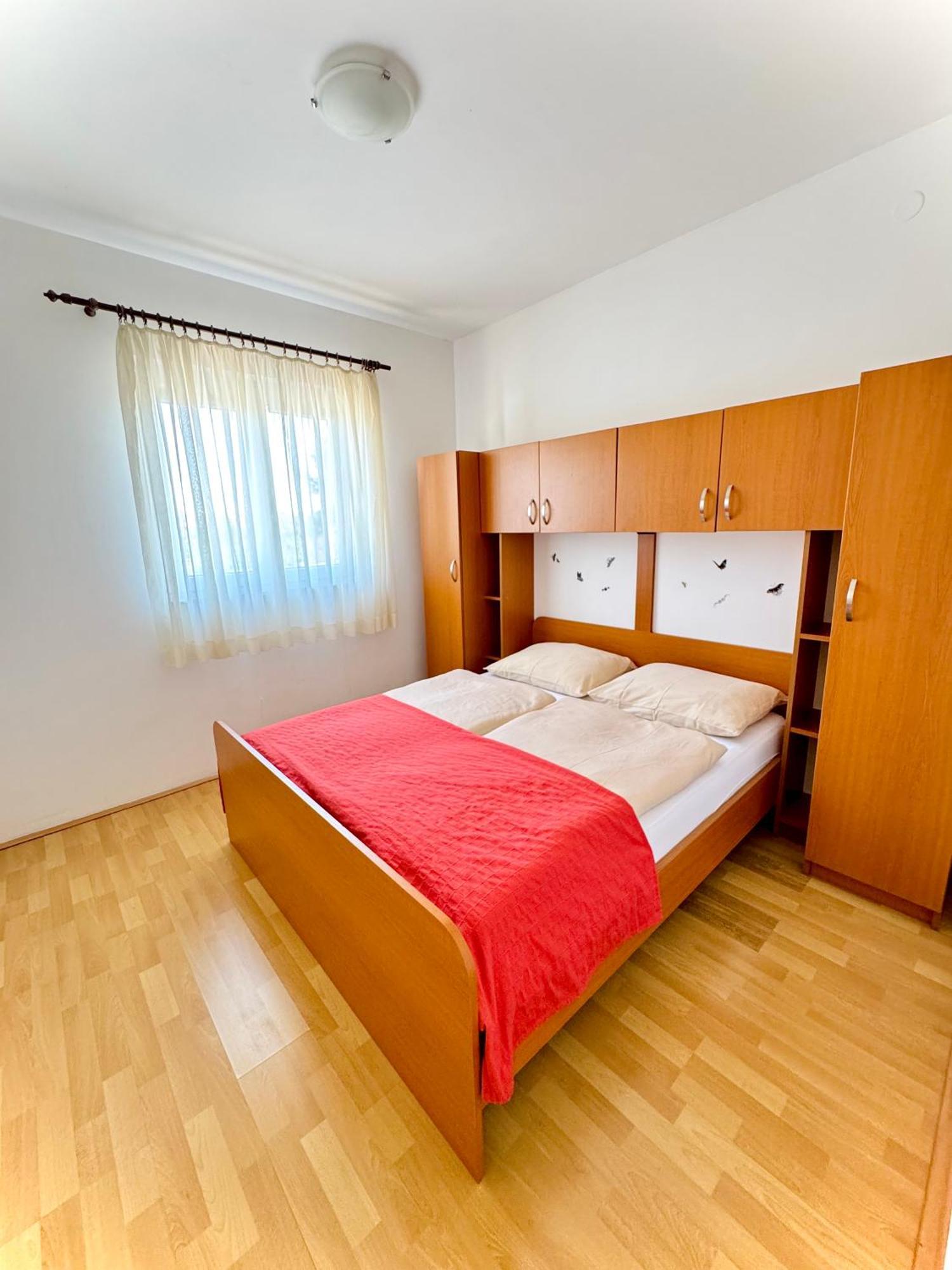 Apartments Elvira Drage Exterior photo